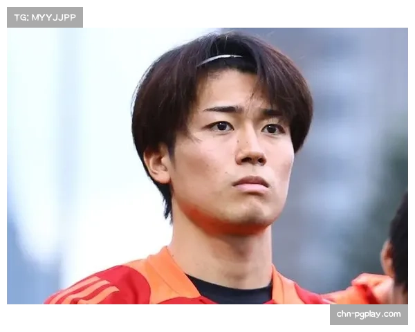 兰斯官方确认:日本前锋中村敬斗因脚踝韧带扭伤将缺席赛季剩余比赛